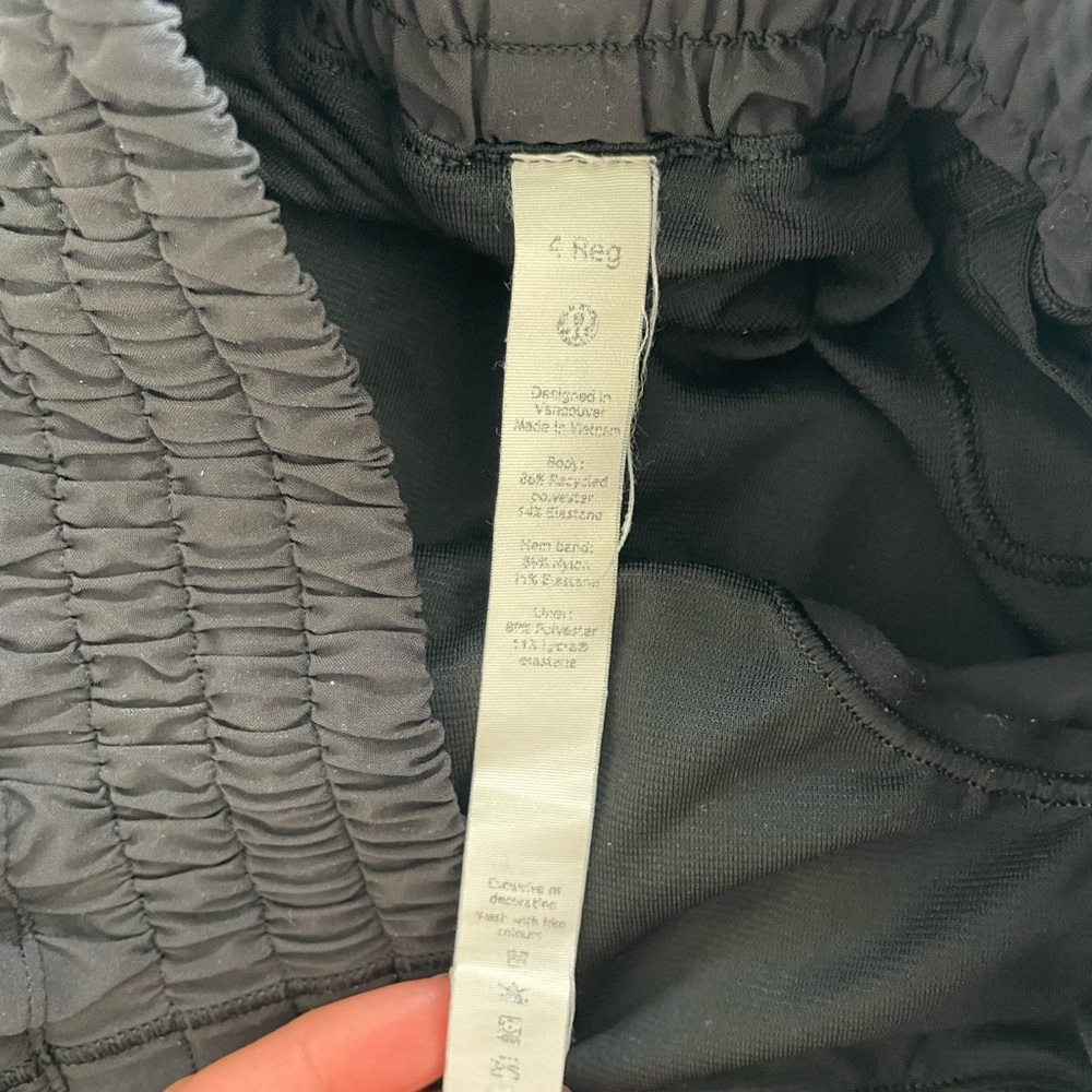 Lululemon size 4 black shorts